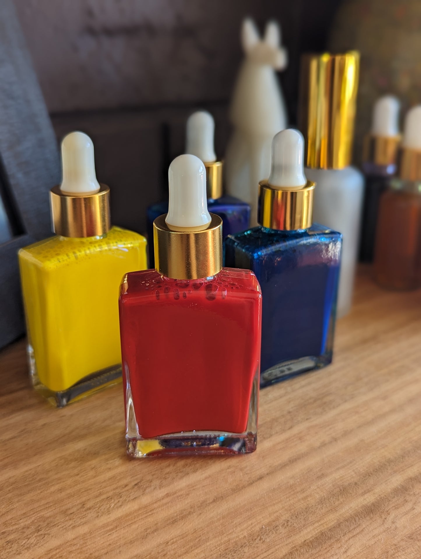 Set of 3 glass dropper bottles, 30mL square.